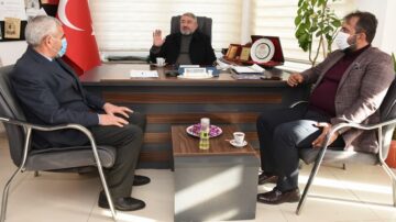 YAPILAN HİZMETLERİ TAÇLANDIRDIK