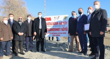 ÇORUM’DA BİR İLK ARİ KÖYÜ