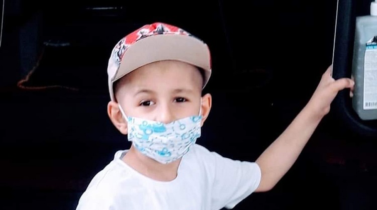KÜÇÜK ÇOCUK KANSERE YENİLDİ