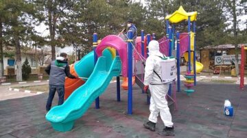 ORTAKÖY’DE PARKLAR TERTEMİZ OLDU