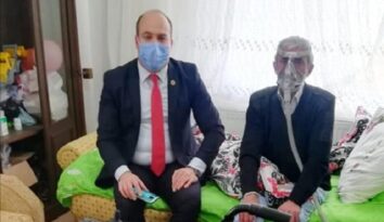 HÜSEYİN AMCAYI MUTLU ETTİLER