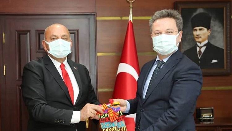 ÇORUMLU VALİ’YE BAŞKAN’DAN ZİYARET