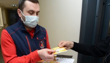 BELEDİYE’DEN ALIŞVERİŞ ÇEKİ DESTEĞİ
