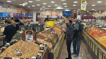 VATANDAŞA ÇEKİRDEK YETİŞMİYOR!