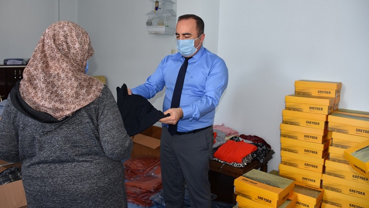 İHTİYAÇ SAHİPLERİNE GİYİM YARDIMI
