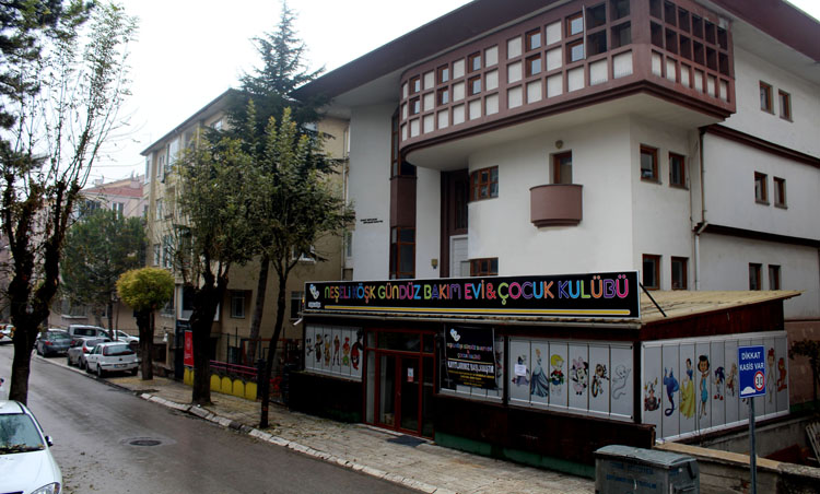 NEŞELİ KÖŞK ÇOCUK KULÜBÜ AÇILDI