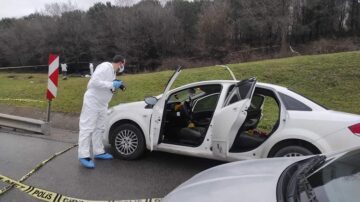 GENÇ POLİS SEVENLERİNİ ÜZDÜ