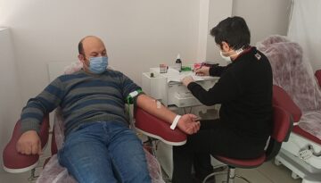 KISITLAMADA KAN BAĞIŞI YAPTILAR
