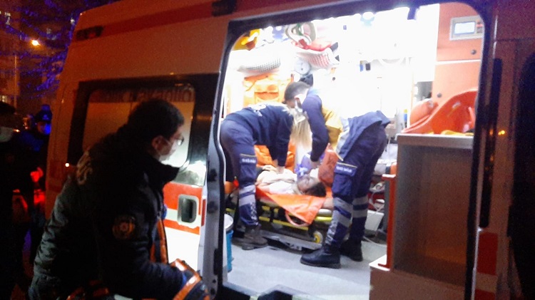 TARTIŞTIĞI EŞİNİ BOĞARAK ÖLDÜRDÜ!