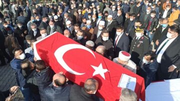 TERÖR KURBANI İŞÇİ TOPRAĞA VERİLDİ