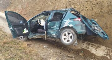 KAZADA OTOMOBİL HURDAYA DÖNDÜ