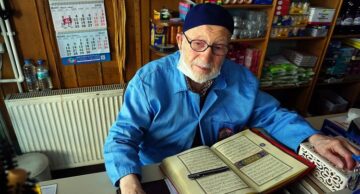 DİLE KOLAY 65 YIL BAKKALLIK YAPTI