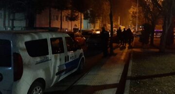 POLİSTEN KAÇARKEN KAZA YAPTI