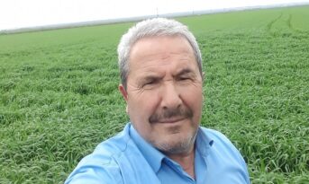 ESKİ MUHTAR VİRÜSE YENİLDİ!