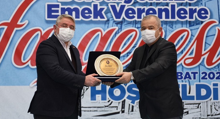 BELEDİYE EMEKLİLERİNE VEFA GECESİ