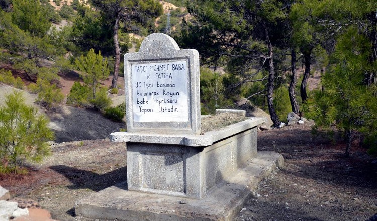 MEZARIN BU HALİ ONLARI ÜZDÜ!