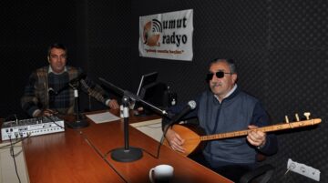Aşık Veysel türkülerle anıldı