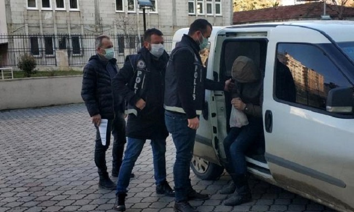 Sazın içerisinden uyuşturucu çıktı!