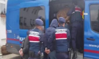 Kablo hırsızları suçüstü yakalandı!