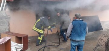 Depoda çıkan yangın korkuttu