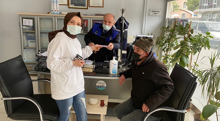 Engelli vatandaştan örnek davranış