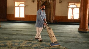 Camilerde detaylı ramazan temizliği