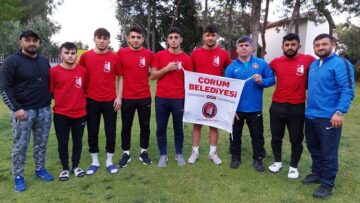 Çorumlu güreşçiler Türkiye 3. oldu