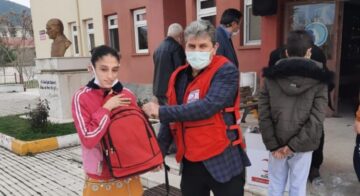 Kızılay’dan öğrencilere eğitim desteği