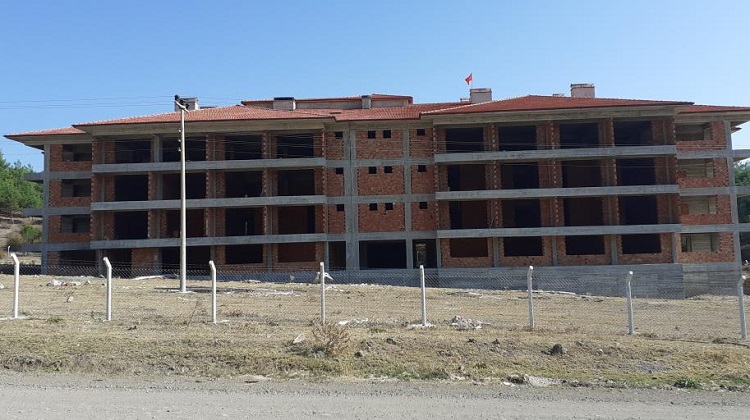 Huzurevi inşaatı bakanlığa devredildi