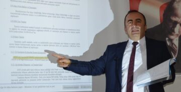 İstifa bekleyenler hayal kuruyor!