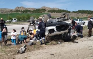 Sungurlu yolunda araç devrildi!