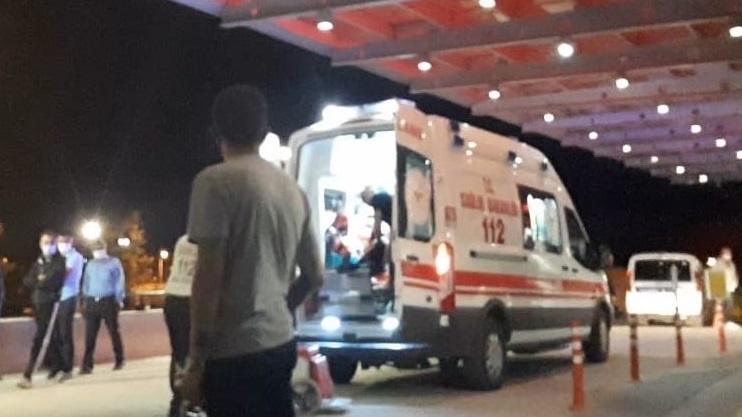 Tartışmada bıçakla yaralandı