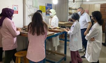 El emeği göz nuru ürünleri inceledi