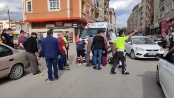 Motosikletli kuryeye çarpıp kaçtı