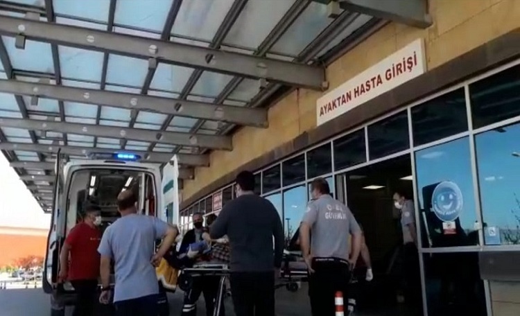 Traktör sürücüsü kurtarılamadı!