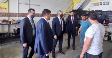 MHP’den esnafa moral ziyareti