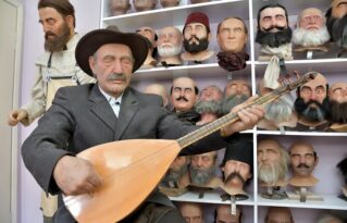 Çorumlu heykeltıraşlar imza atıyor