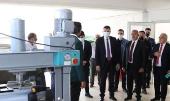 Pekmez üretimine Vali’den destek