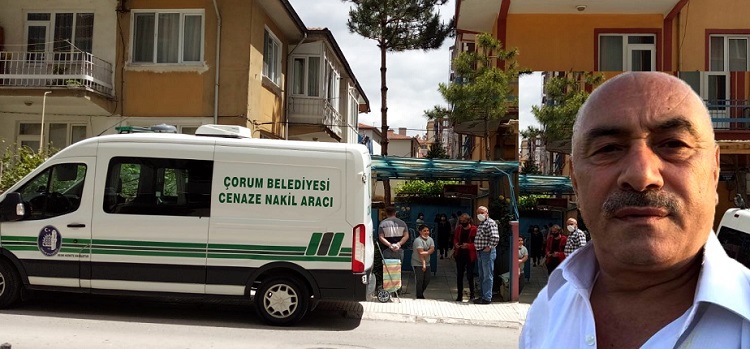 Akrabaları evinde ölü buldu