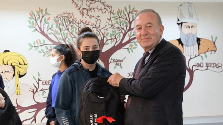 Şahiner’den sultanlara büyük destek