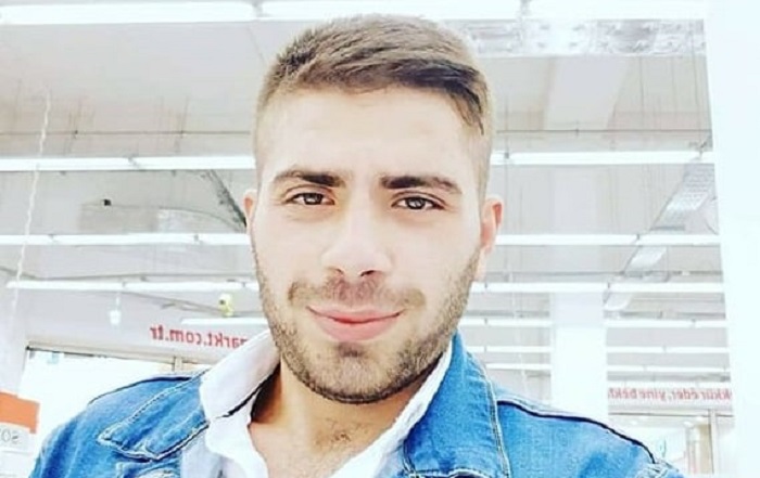 Çorumlu genç sevenlerini üzdü