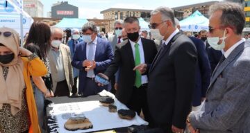 El emeği göz nuru eserler sergilendi