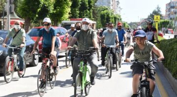 Sağlıklı yaşam için pedal çevirdiler
