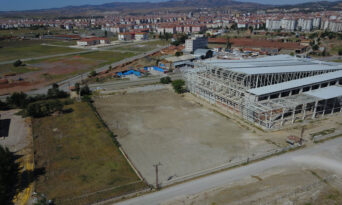 Çorum’a iki yeni sentetik saha!