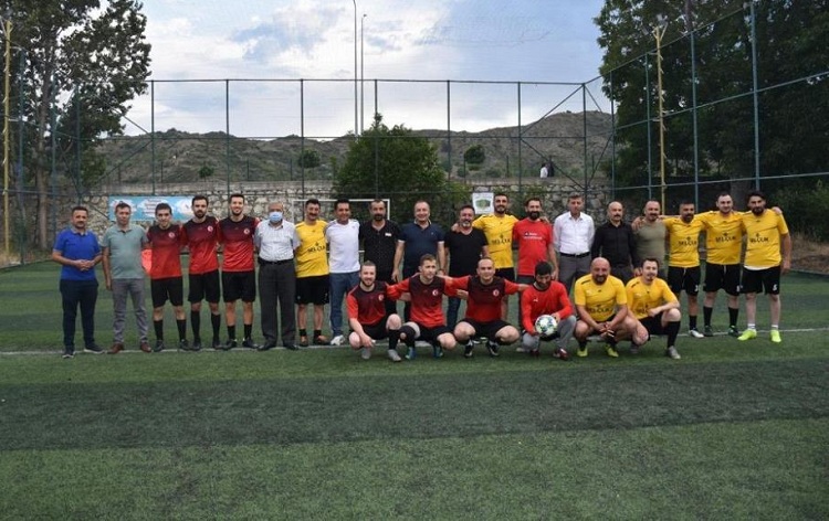 İskilip’te futbol şöleni başladı