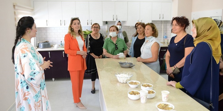 Kültür merkezinde aşure etkinliği