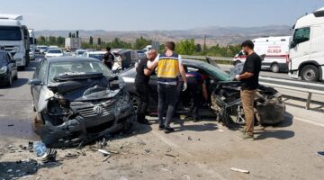 Üzücü kazada 6 kişi yaralandı