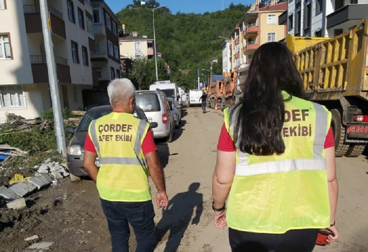 ÇORDEF yine yardım elini uzattı
