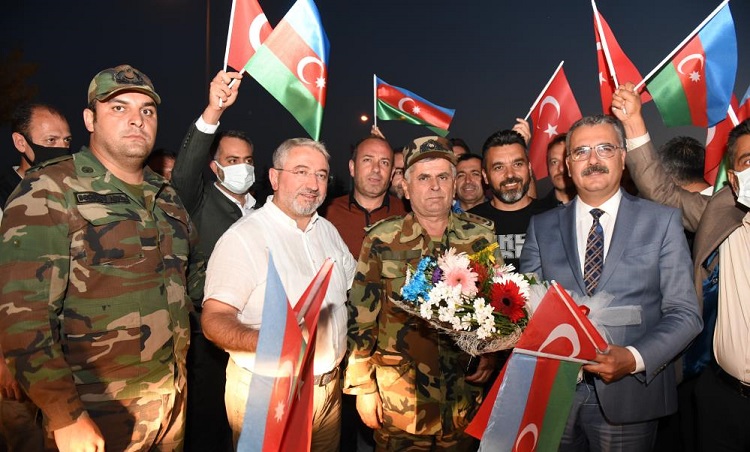 Azerbaycanlı ekibe Çorum’da sevgi seli