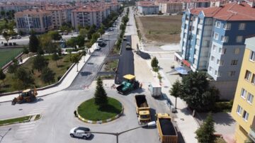 Buhara 5. caddede asfalt tamamlandı